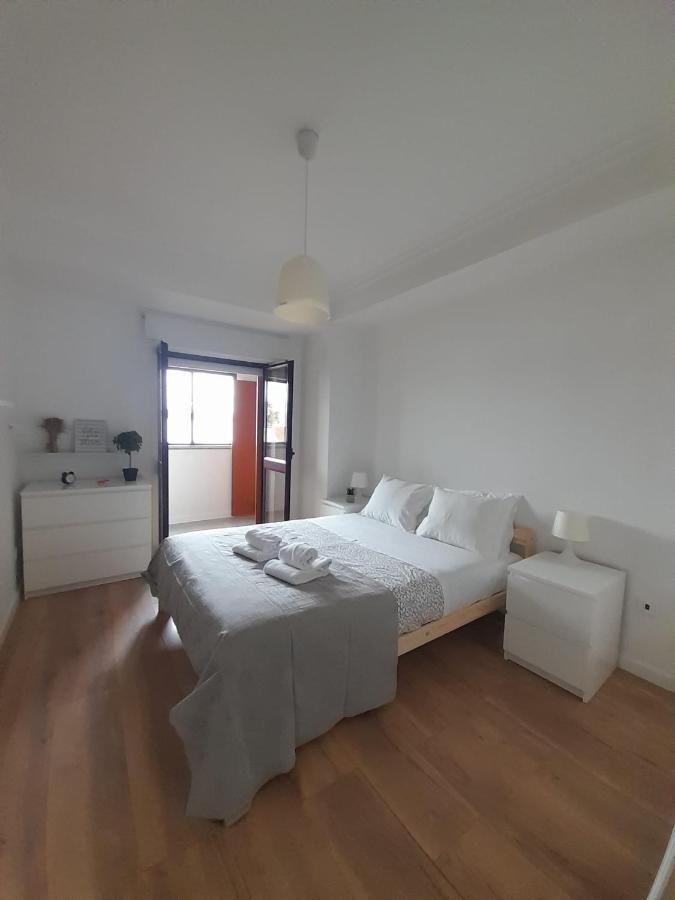 Amalia Rodrigues -Apartamento Com 3 Quartos Em Pleno Coracao De Ílhavo Екстериор снимка